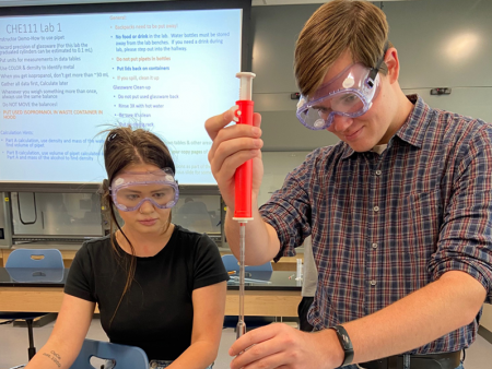 ACC science students working in chemistry lab at Sturm Collaboration Campus at Castle Rock